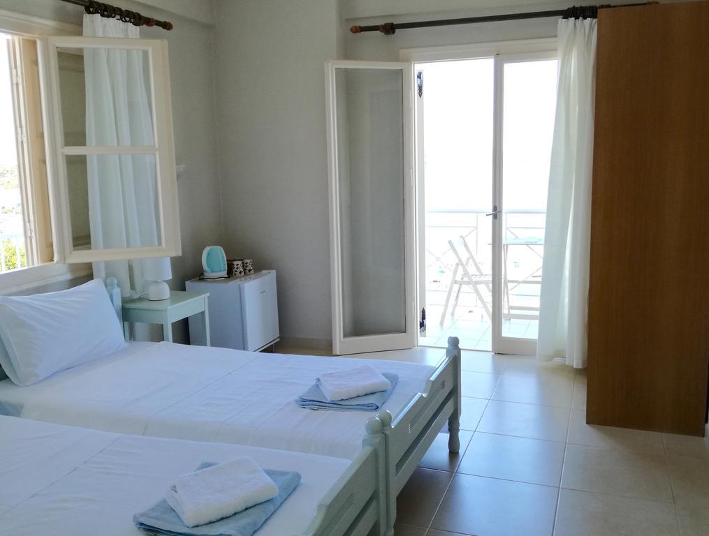 12 Gods Apartment Pylos